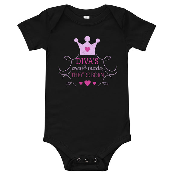 7_221 - Divas aren't made they're born - Baby short sleeve one piece