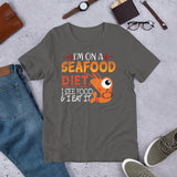 7_13 - I'm on a seafood diet, I see food and I eat it - Short-Sleeve Unisex T-Shirt