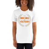 5_126 - The sweet smell of victory - Short-sleeve unisex t-shirt