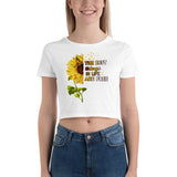 6_4 - The best things in life are free - Women’s Crop Tee